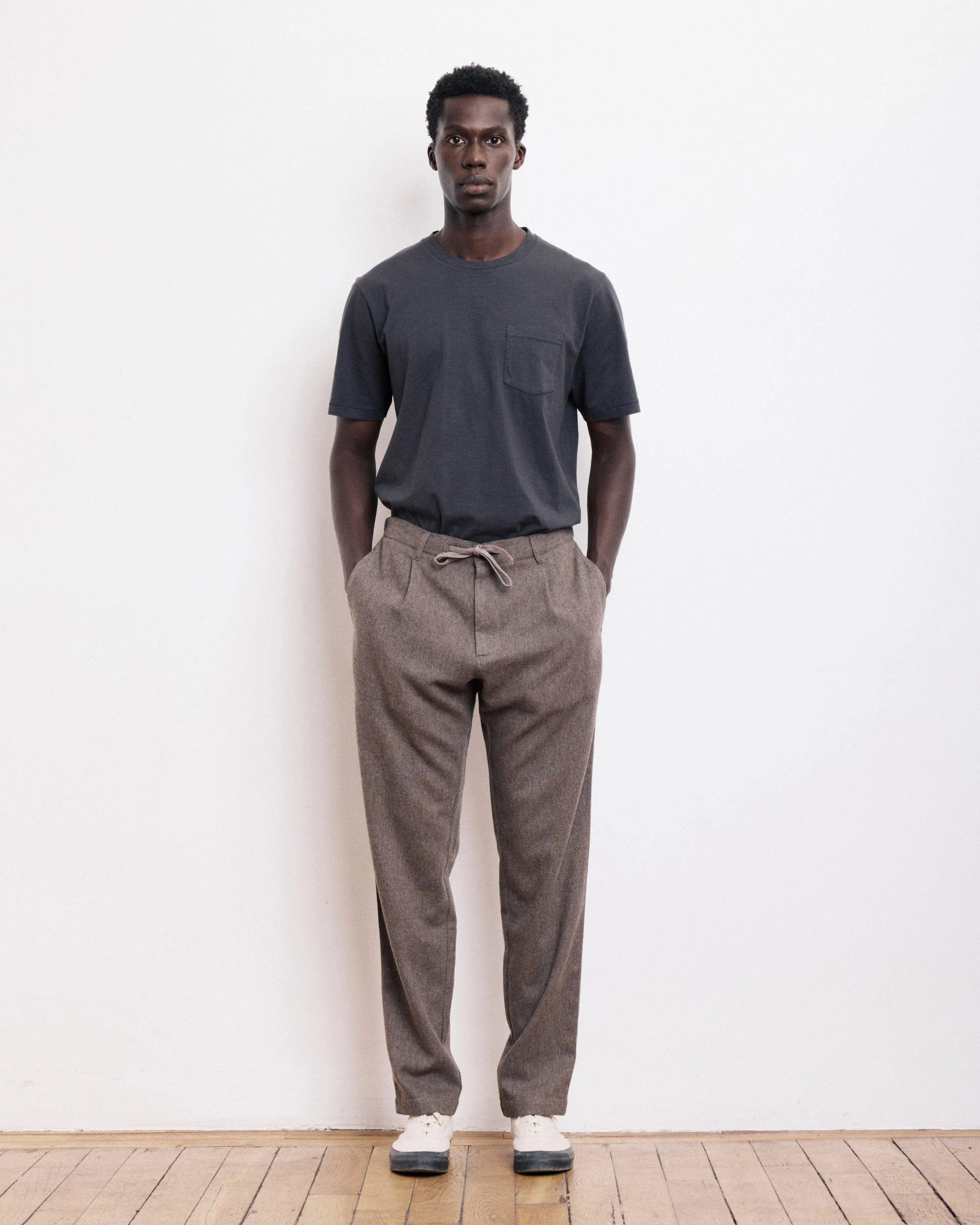 T-Shirt Homme en Coton Slub Charbon Carbone Crew sold by Hartford product image thumbnail 4