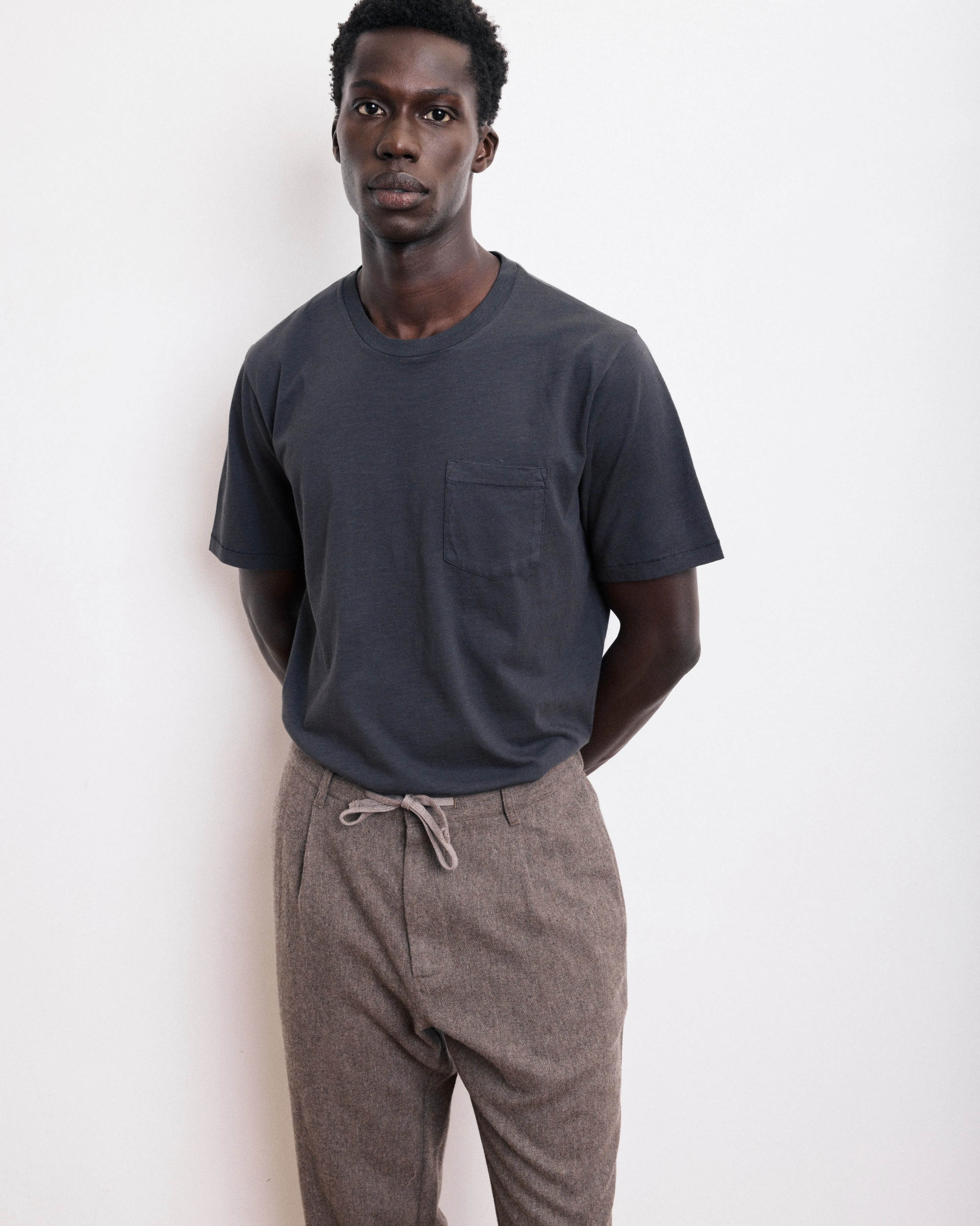 T-Shirt Homme en Coton Slub Charbon Carbone Crew sold by Hartford