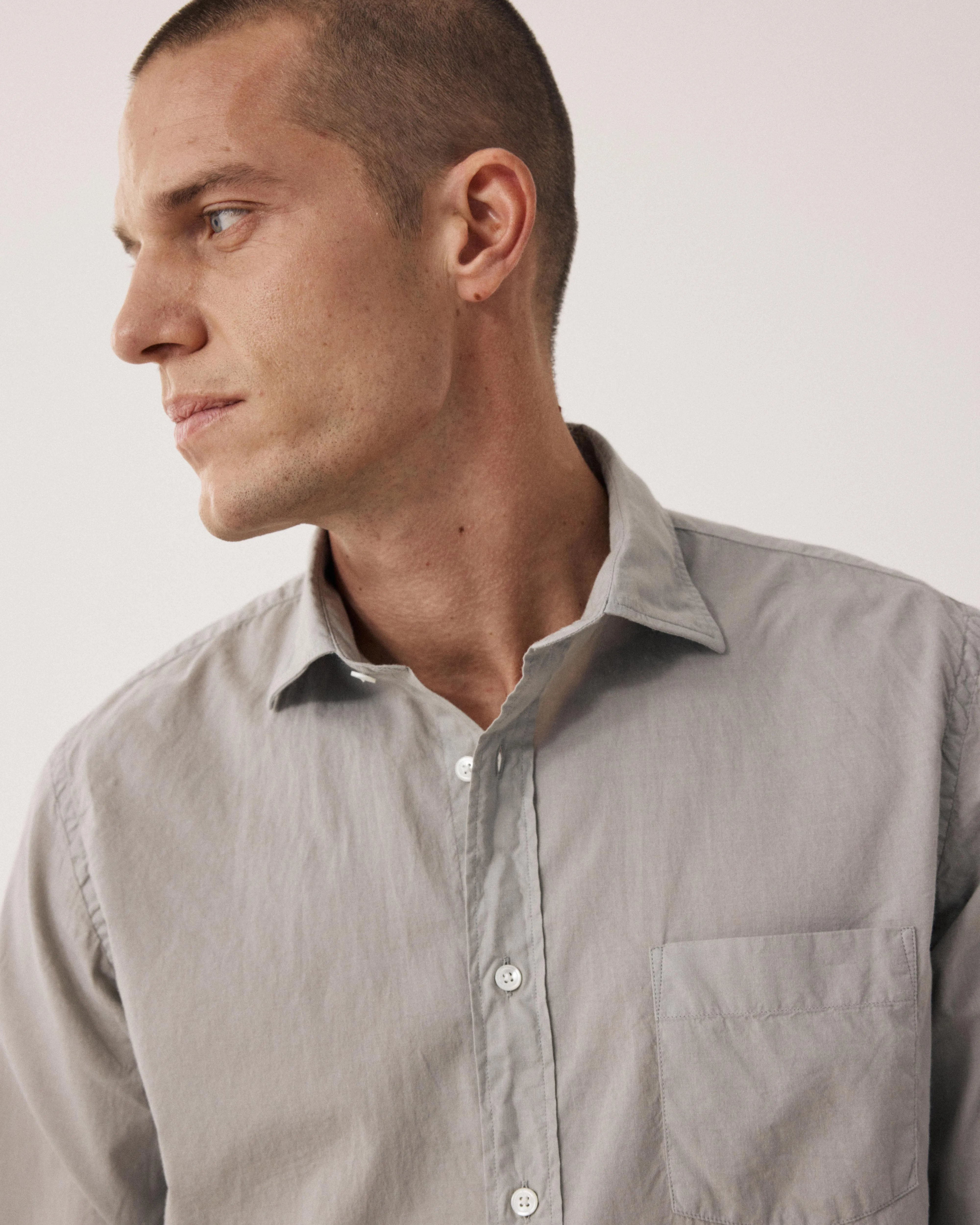 Chemise Homme en Voile de Coton Vert Sauge Paul sold by Hartford product image thumbnail 2