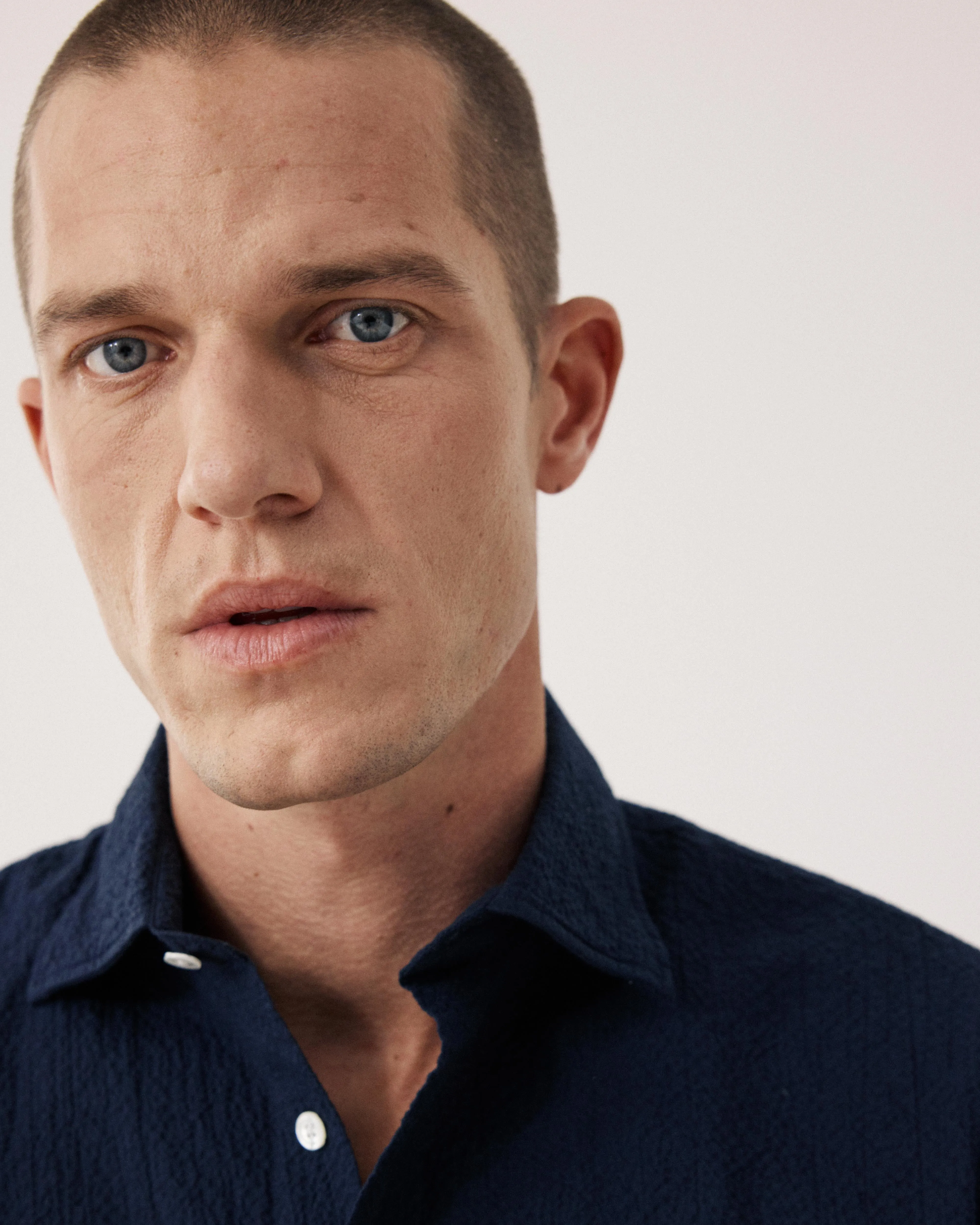 Chemise Homme en Seersucker Bleu Marine Paul sold by Hartford product image thumbnail 2