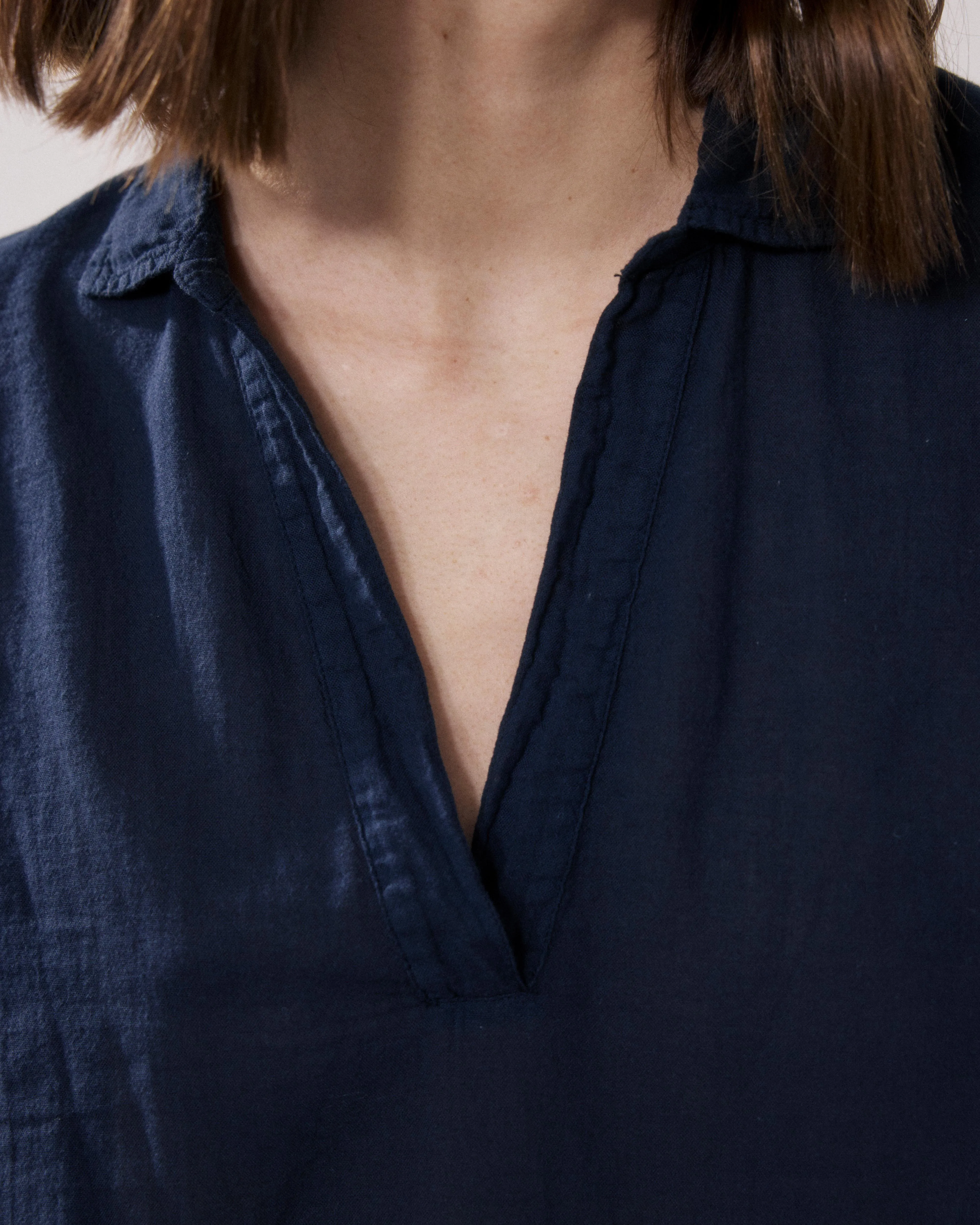 T-Shirt Femme en Coton Bi-Matière Bleu Nuit Tuggen sold by Hartford product image thumbnail 3