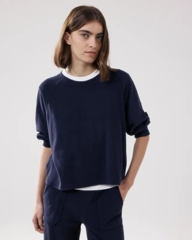 Sweatshirt Femme en Eponge Bleu Nuit Tahiry sold by Hartford