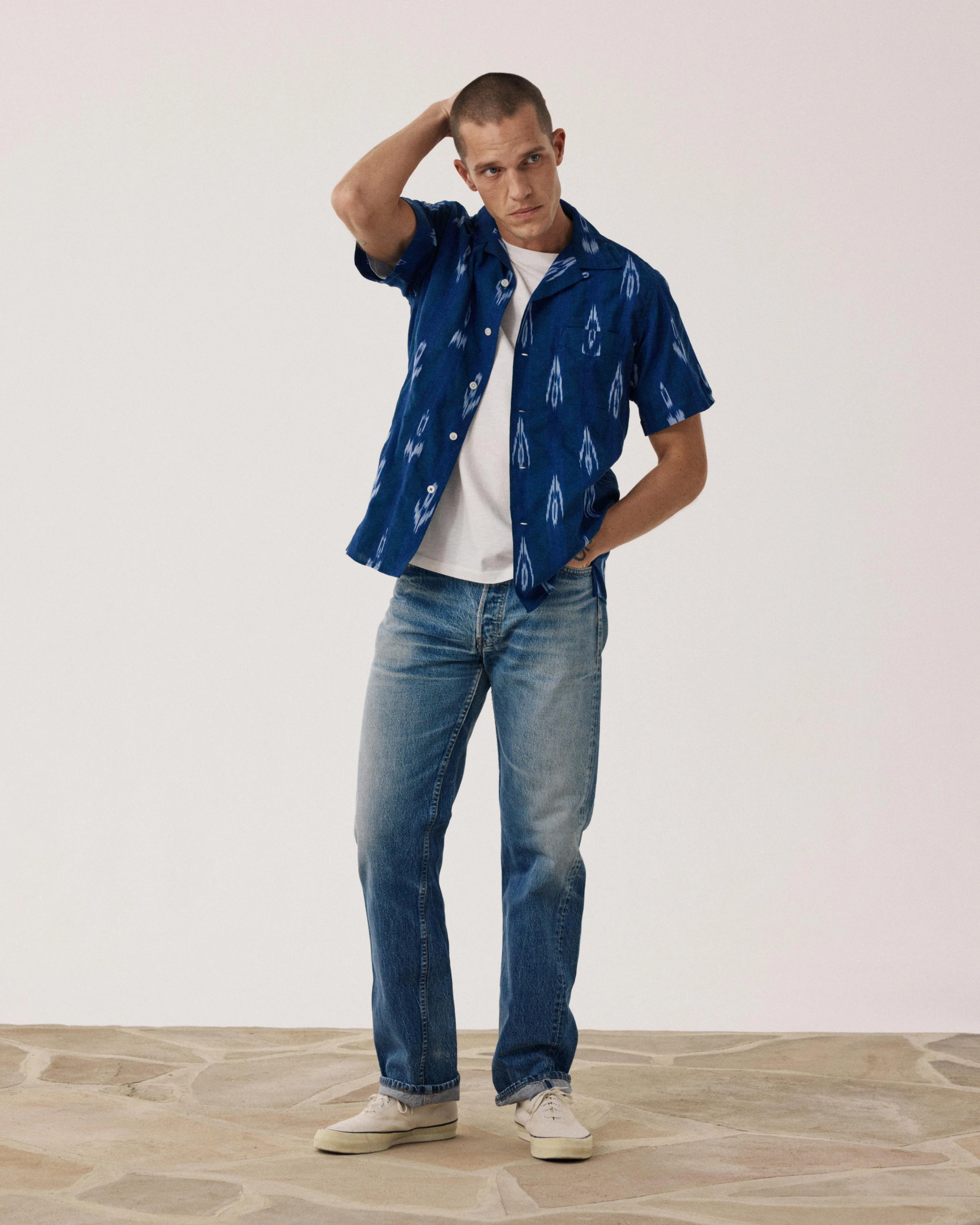 Chemise Homme en coton imprimé Ikat Indigo Palmito sold by Hartford product image thumbnail 2