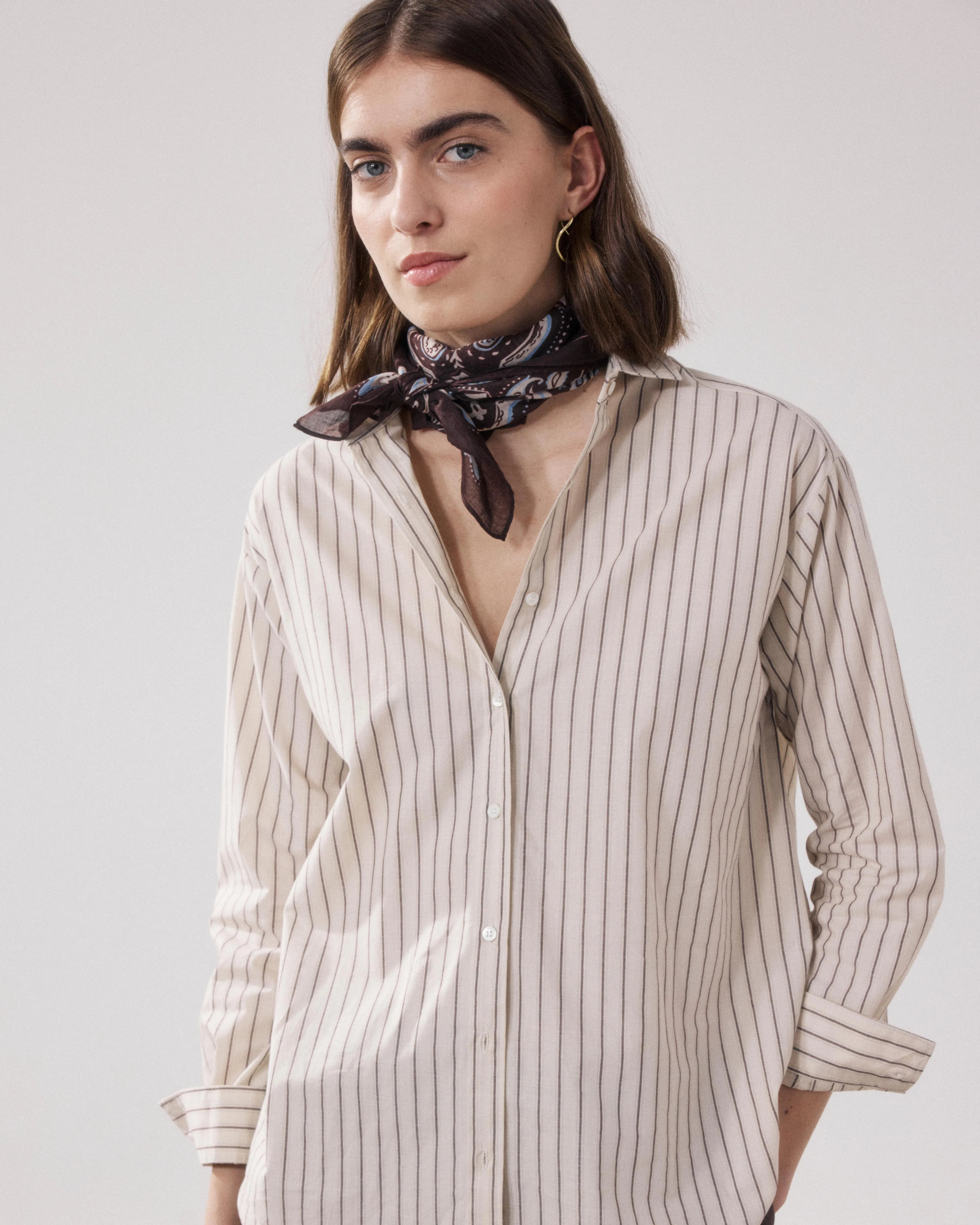 Bandana Femme en Coton Marron Paisley sold by Hartford product image thumbnail 2