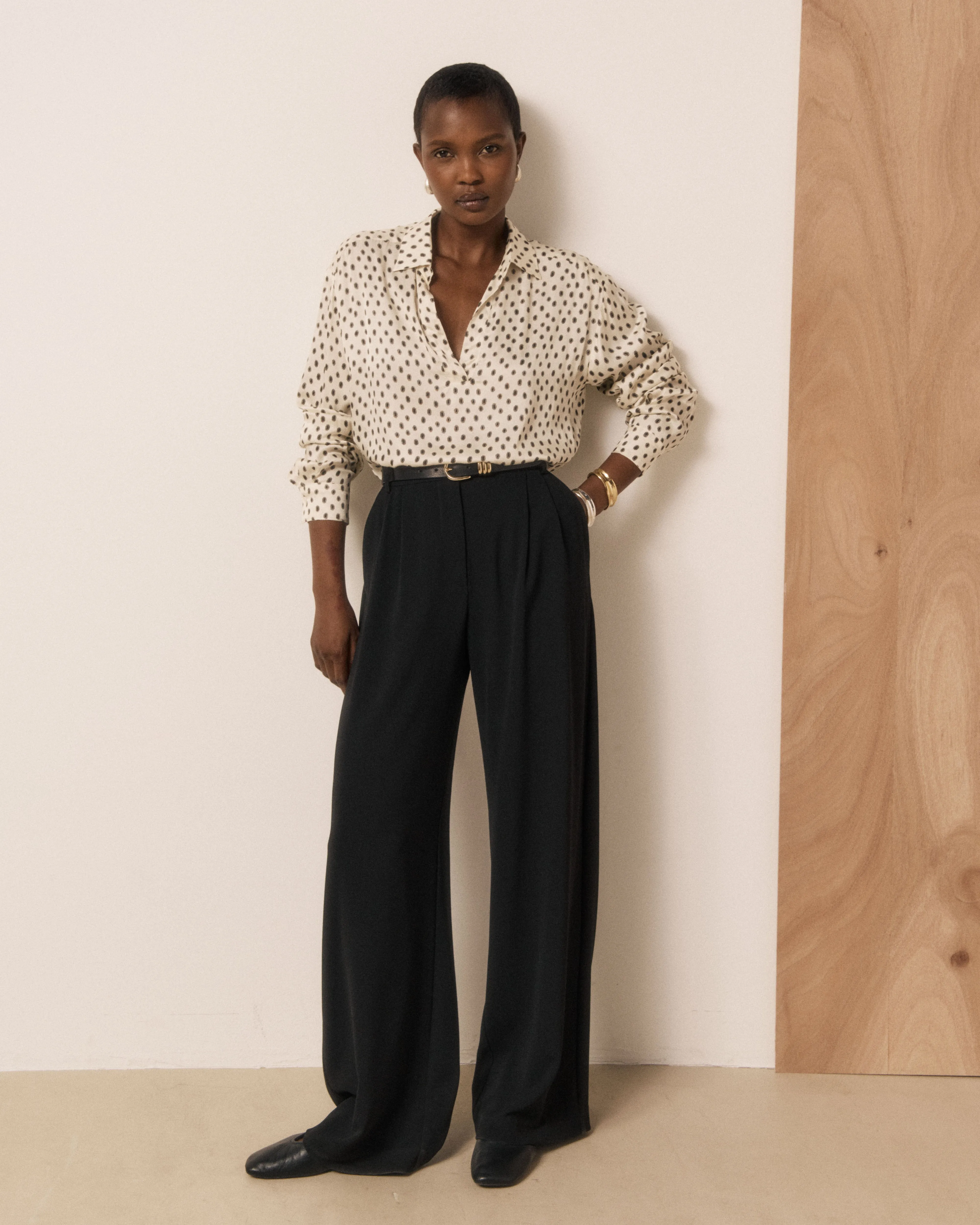 Blouse Femme en Viscose à Pois Blanc & Noir Chorus sold by Hartford product image thumbnail 2