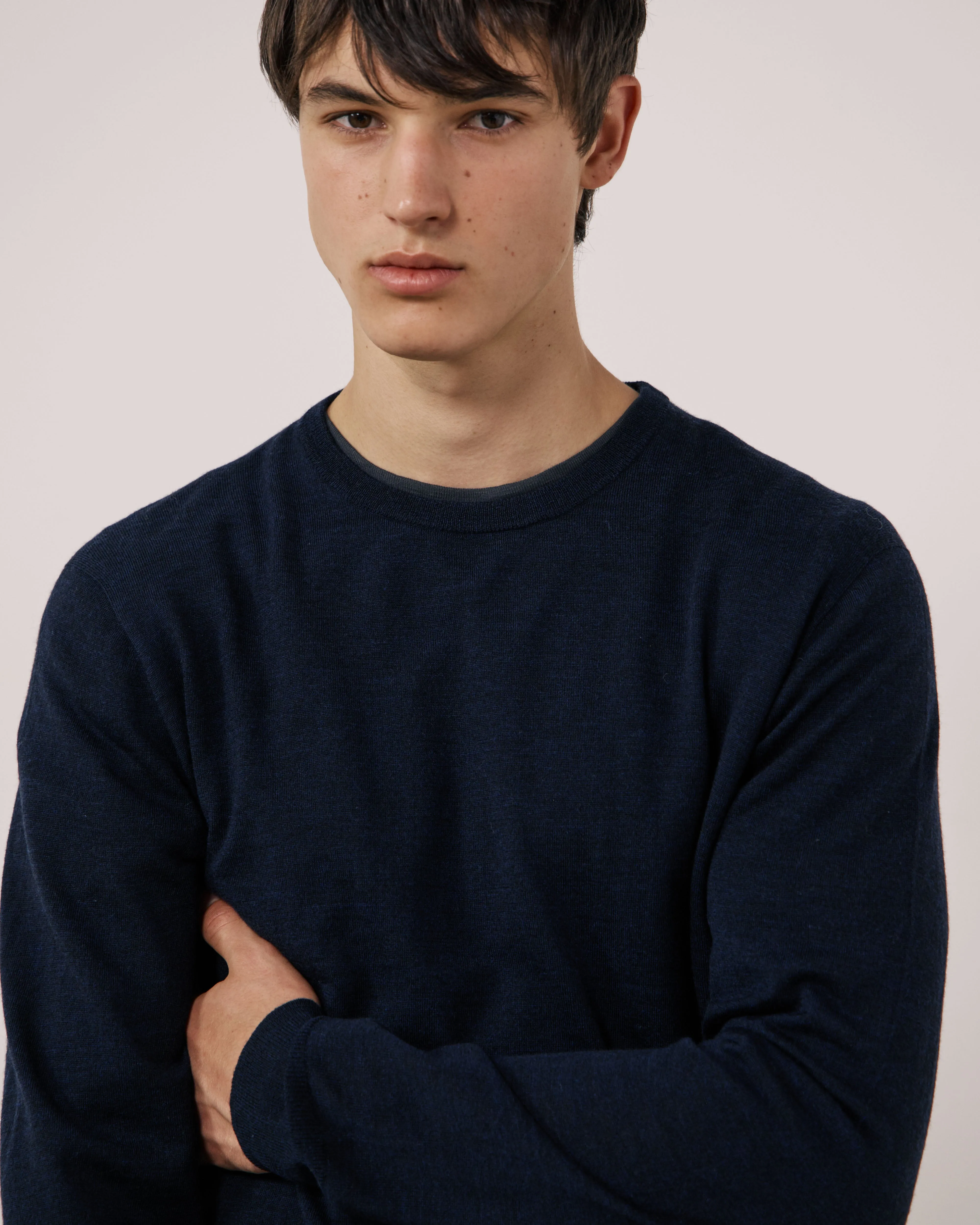 Pull Homme en Laine Extrafine Bleu Marine Merino Crew sold by Hartford product image thumbnail 3