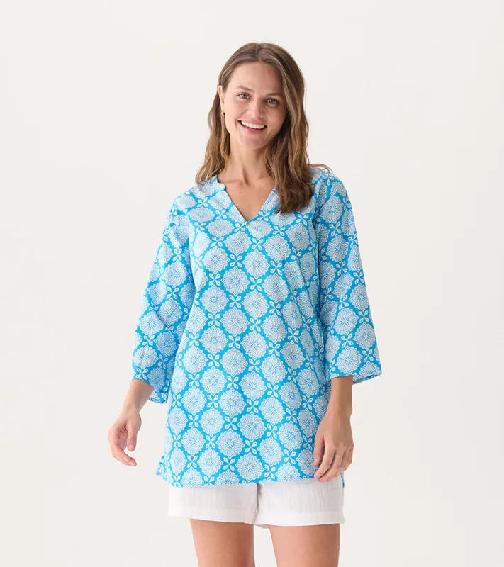 Women's Gradient Flowers Delray Beach Tunic made by Hatley