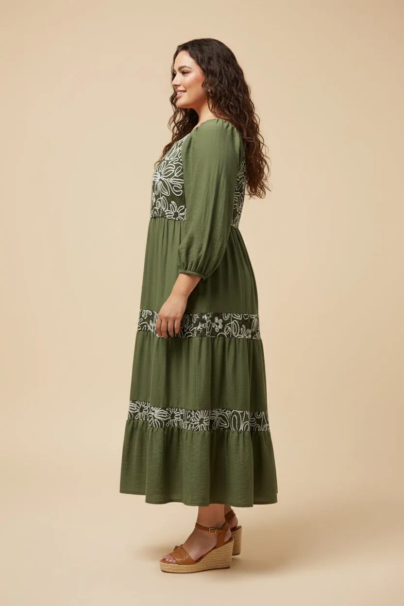 Womens Embroidered Floral Contrast Long Sleeve Dress sold by Hayden product image thumbnail 5
