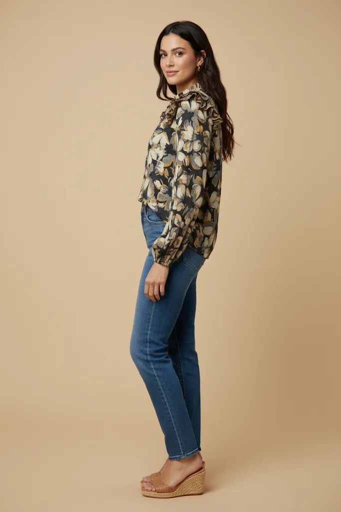 Womens Contrast Piped Ruffled Floral Top sold by Hayden product image thumbnail 3