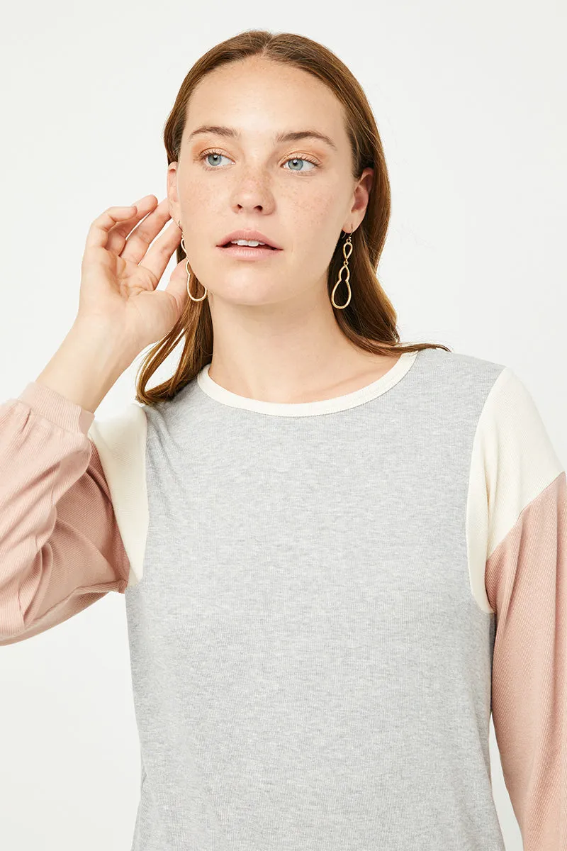 Womens Contrast Paneled Ribbed Knit Relaxed Tee sold by Hayden product image thumbnail 4