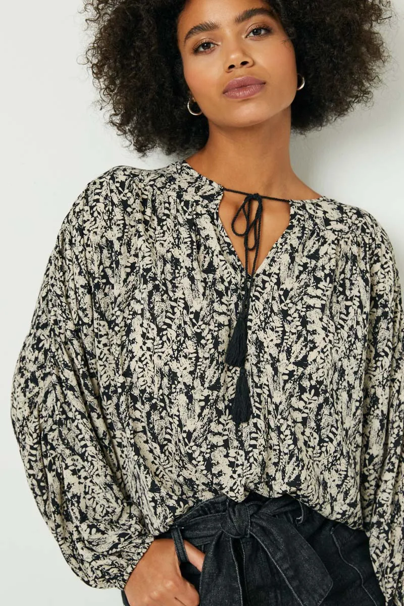 Womens Botanical Print Tasseled Dolman sold by Hayden product image thumbnail 4