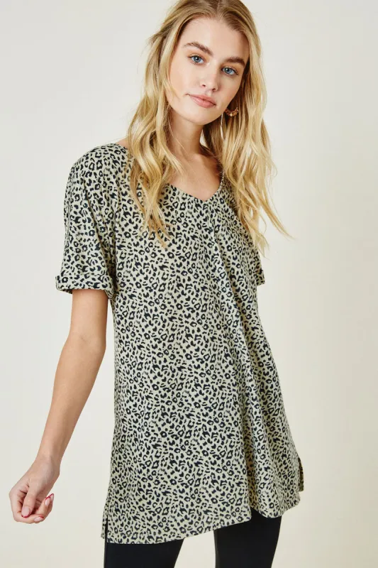 Womens Leopard Knit Short Sleeves V-Neck Tee sold by Hayden