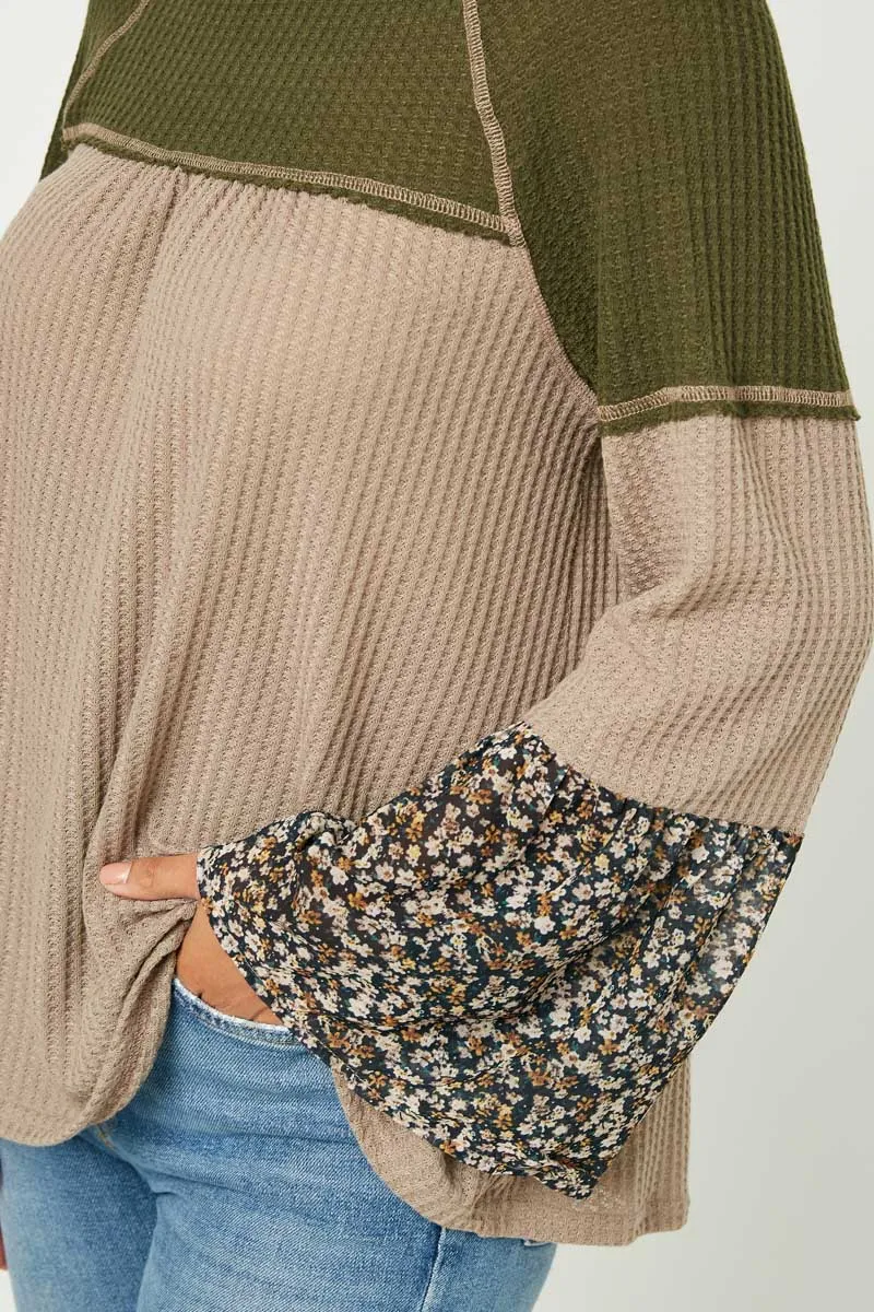 Womens Floral Colorblock Raglan Knit Top sold by Hayden product image thumbnail 2