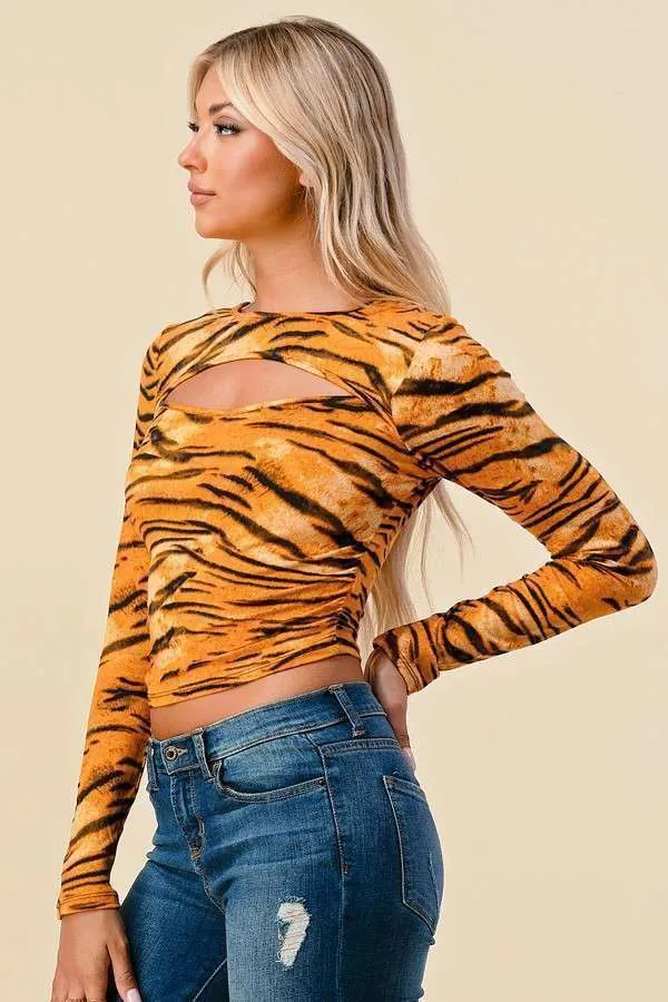 Cut Out Detail Side Ruched Print Crop Top sold by Heart & Hips product image thumbnail 3