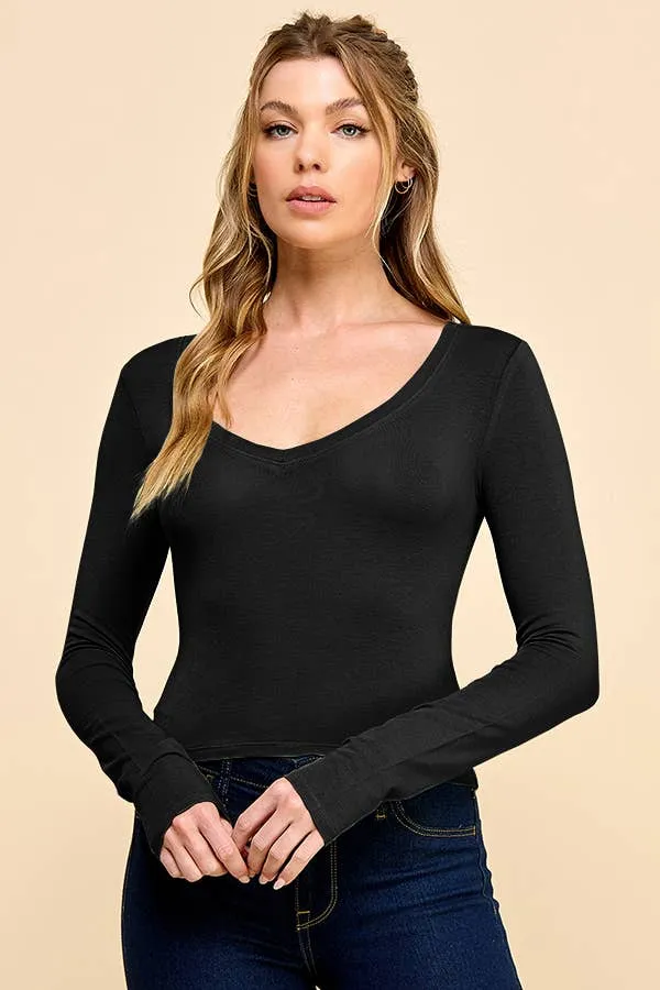 V-NECK LONG SLEEVE CROP TOP sold by Heart & Hips