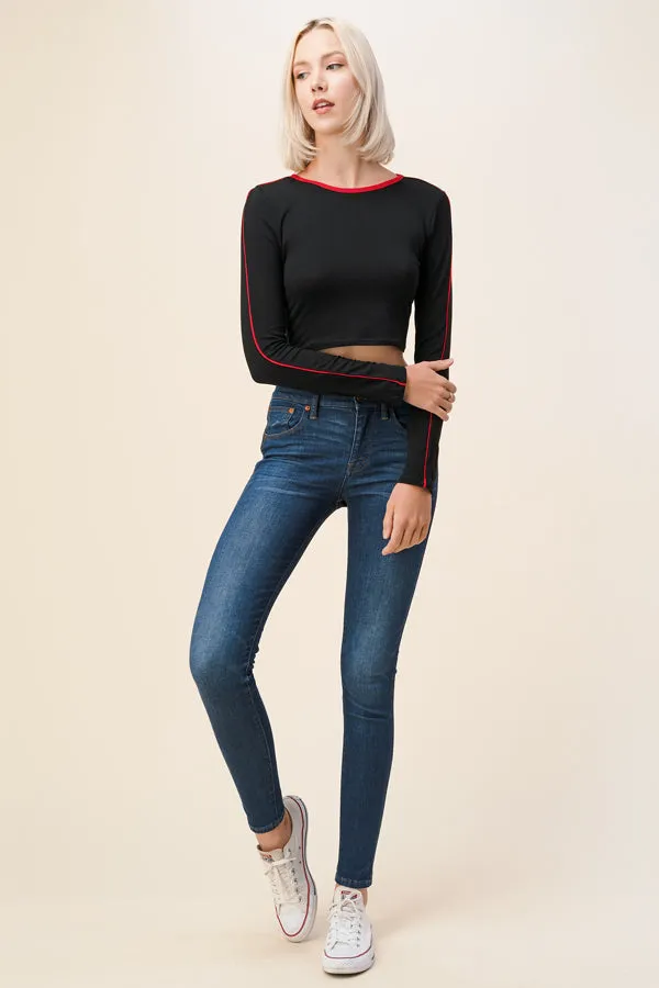 CONTRAST PIPING DETAIL CROP LONG SLEEVE TOP sold by Heart & Hips product image thumbnail 4