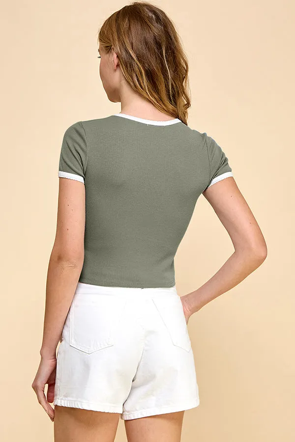 SCALLOP EDGE CONTRAST BINDING CREWNECK RIBBED TOP sold by Heart & Hips product image thumbnail 4