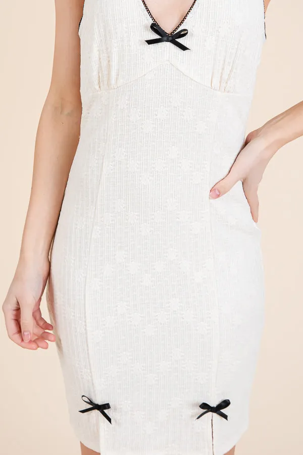 HALTER TANK MINI DRESS WITH CONTRAST BOW DETAIL sold by Heart & Hips product image thumbnail 4