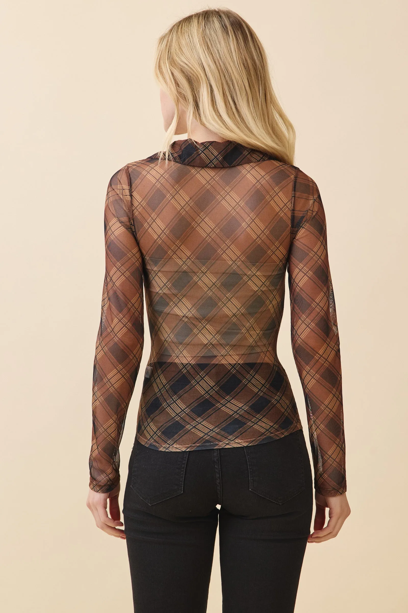 BUTTON DOWN RUCHED CENTER COLLAR SHIRT sold by Heart & Hips product image thumbnail 3