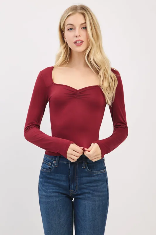 SWEETHEART NECK W/RUCHED LONG SLEEVE TOP sold by Heart & Hips