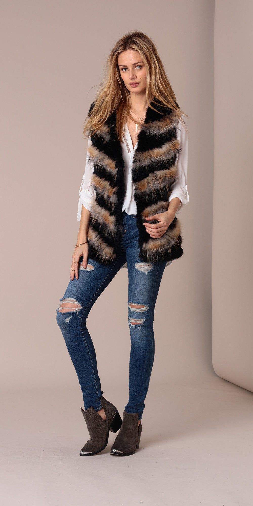 Sullivan Vest sold by Heartloom product image thumbnail 4