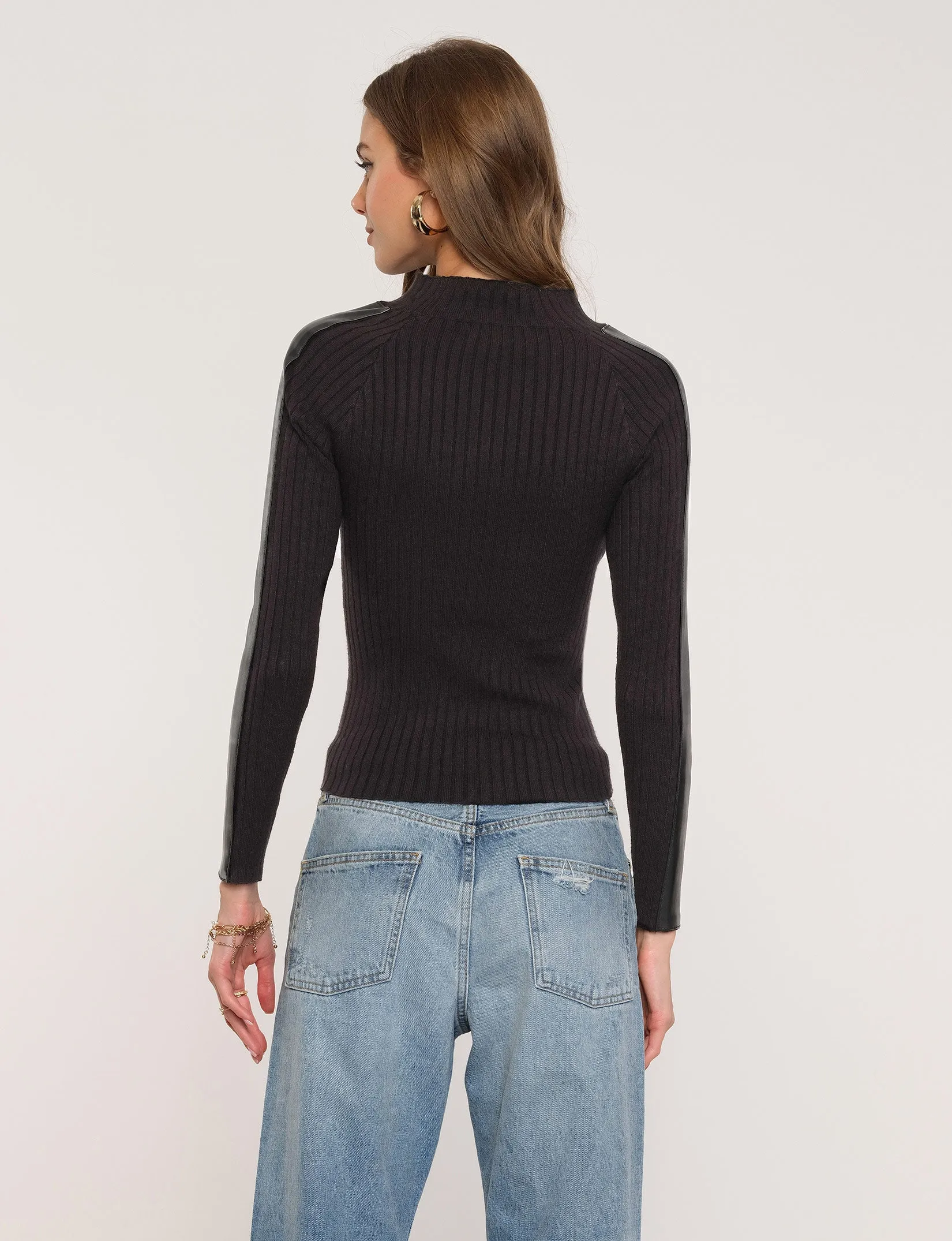 Iris Top sold by Heartloom product image thumbnail 3