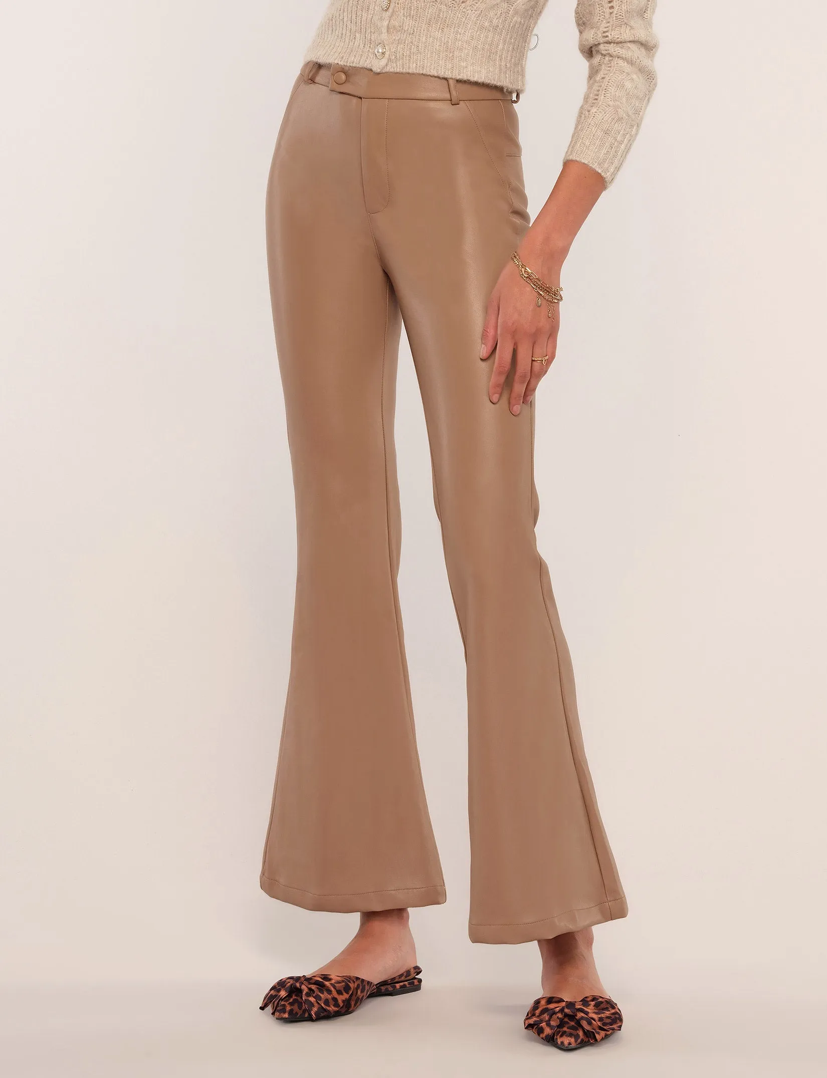 Suzette Pant sold by Heartloom product image thumbnail 2