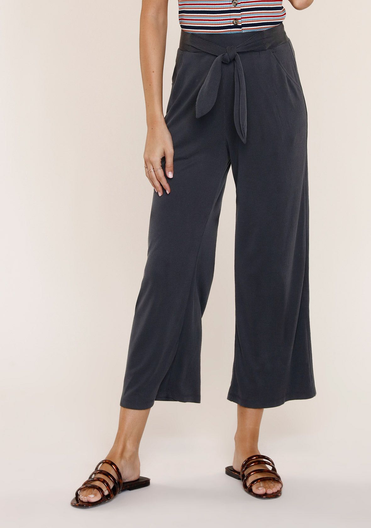 Bella Pant sold by Heartloom product image thumbnail 2