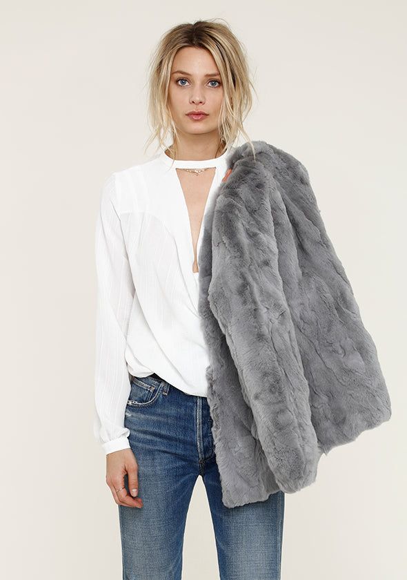 Paige Top sold by Heartloom product image thumbnail 2