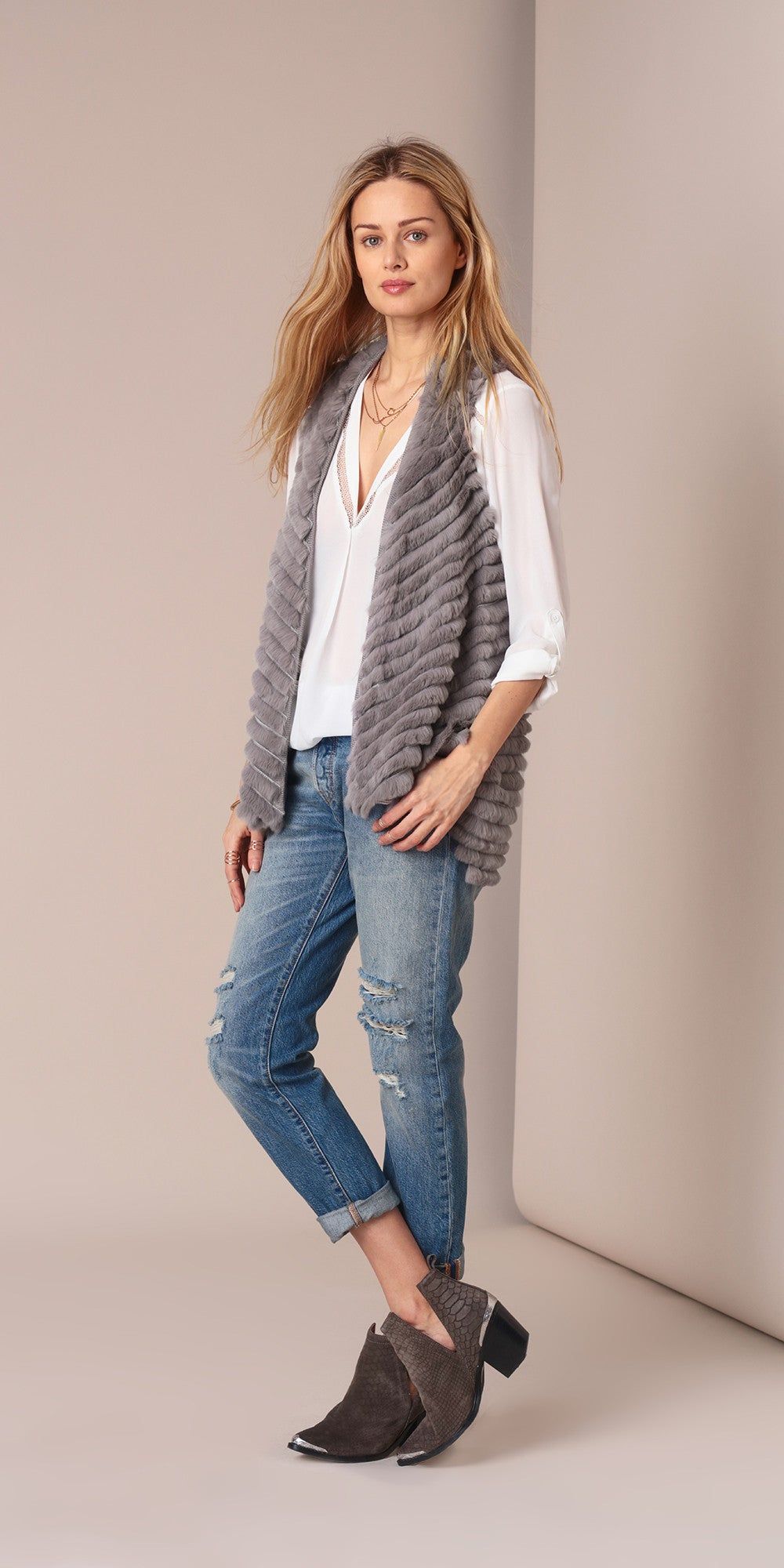 Rey Vest sold by Heartloom product image thumbnail 4