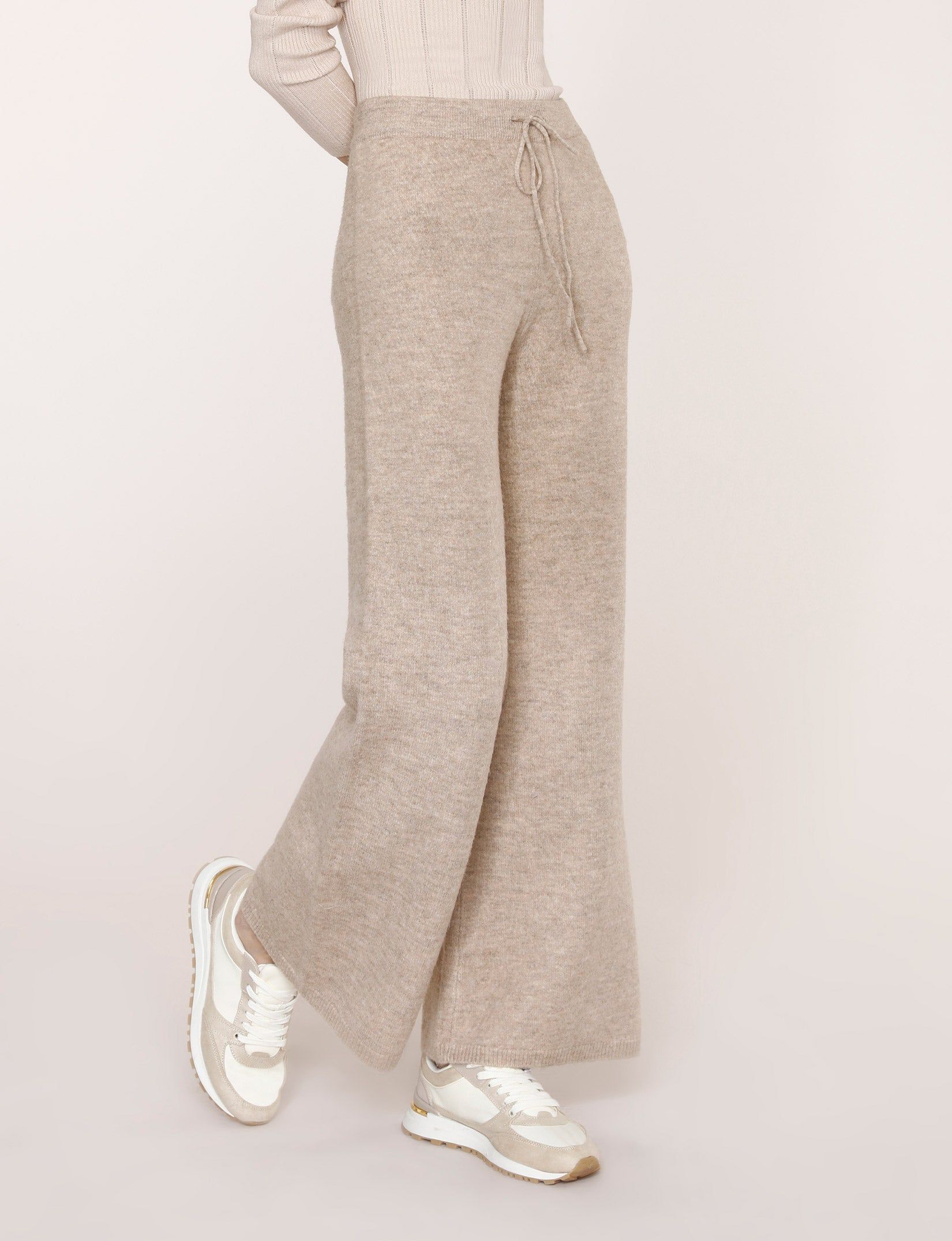 Kiera Pant sold by Heartloom product image thumbnail 2