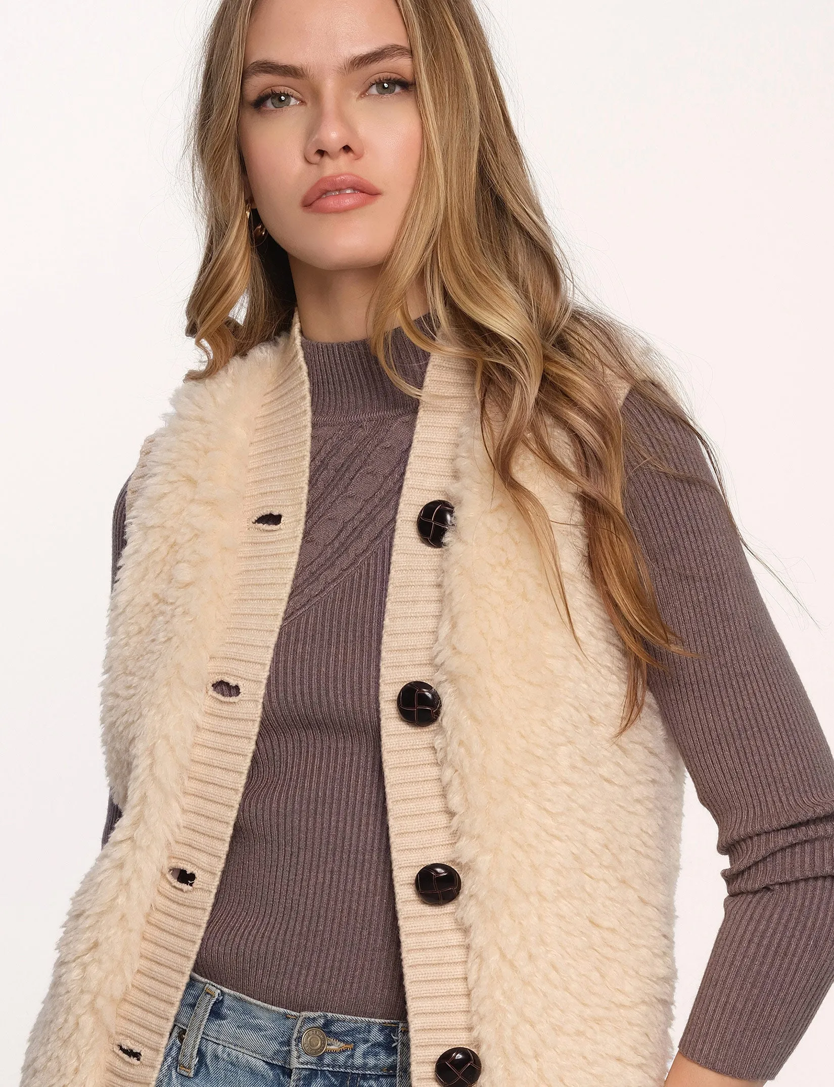 delilah vest sold by Heartloom product image thumbnail 2