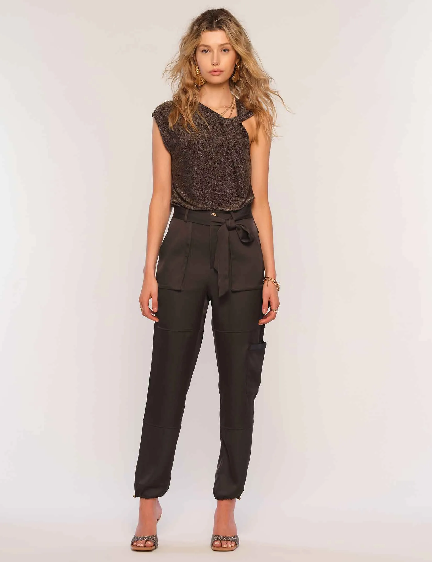 eliza pant sold by Heartloom product image thumbnail 2