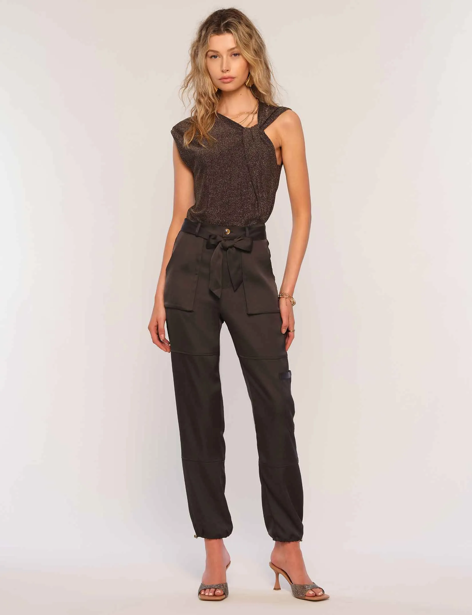 ezra top sold by Heartloom product image thumbnail 2