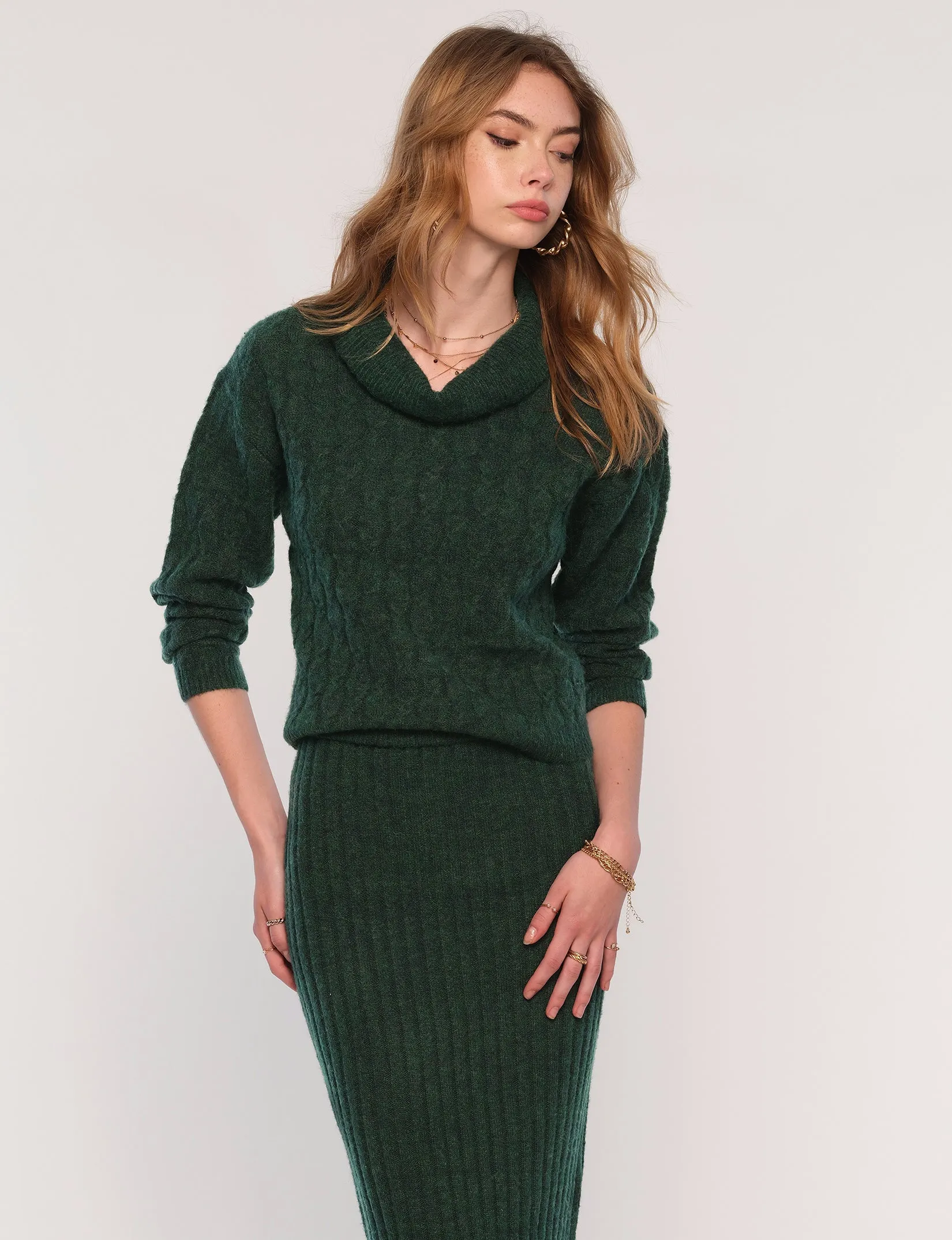 oliviera set sold by Heartloom product image thumbnail 2