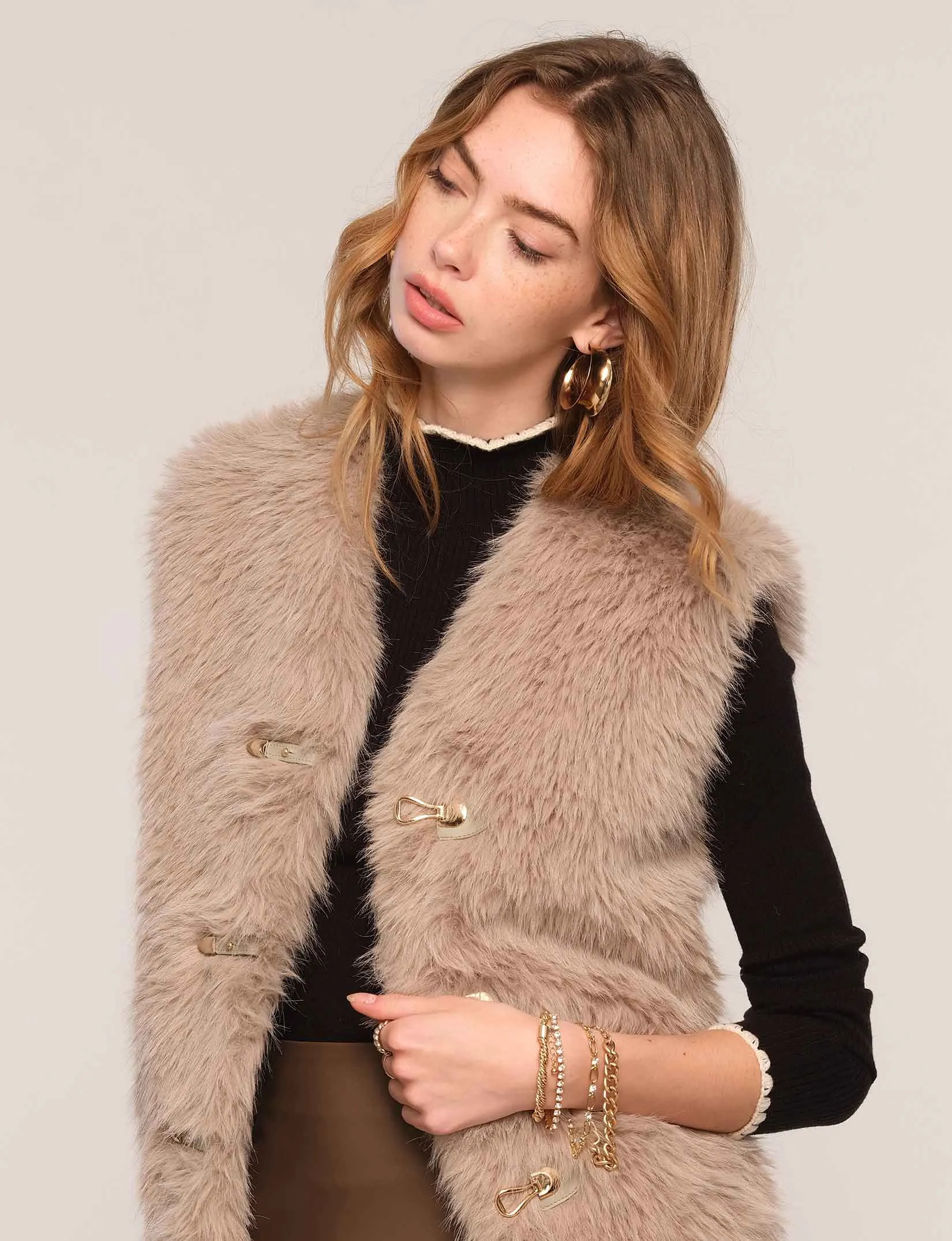 verina vest sold by Heartloom product image thumbnail 2