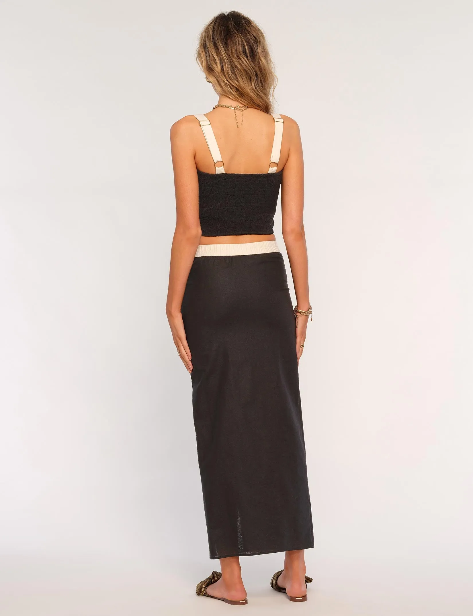 Fontaine Set sold by Heartloom product image thumbnail 4