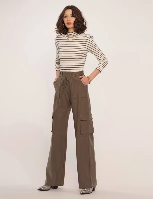 Jerri Pant sold by Heartloom