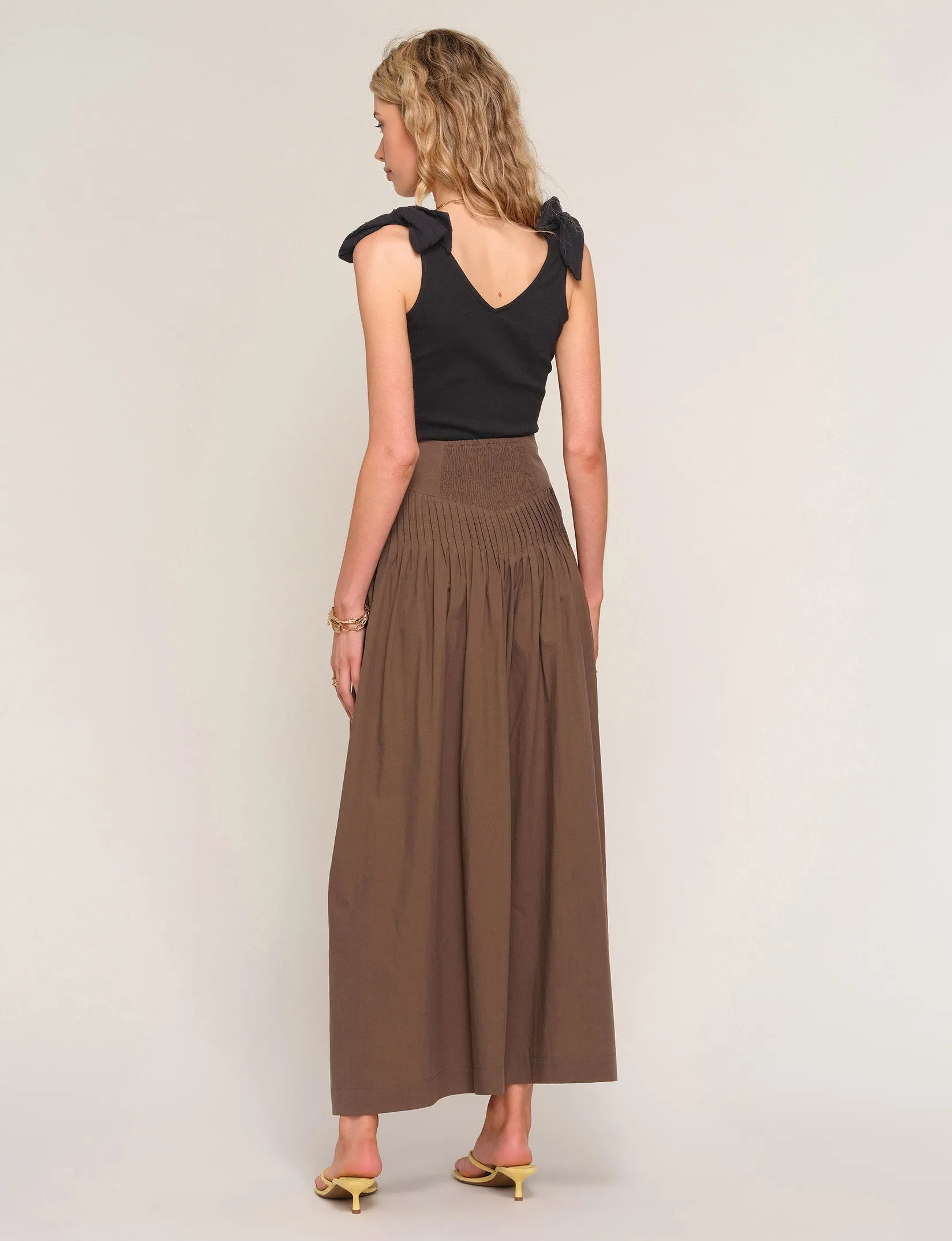 marlowe skirt sold by Heartloom product image thumbnail 4