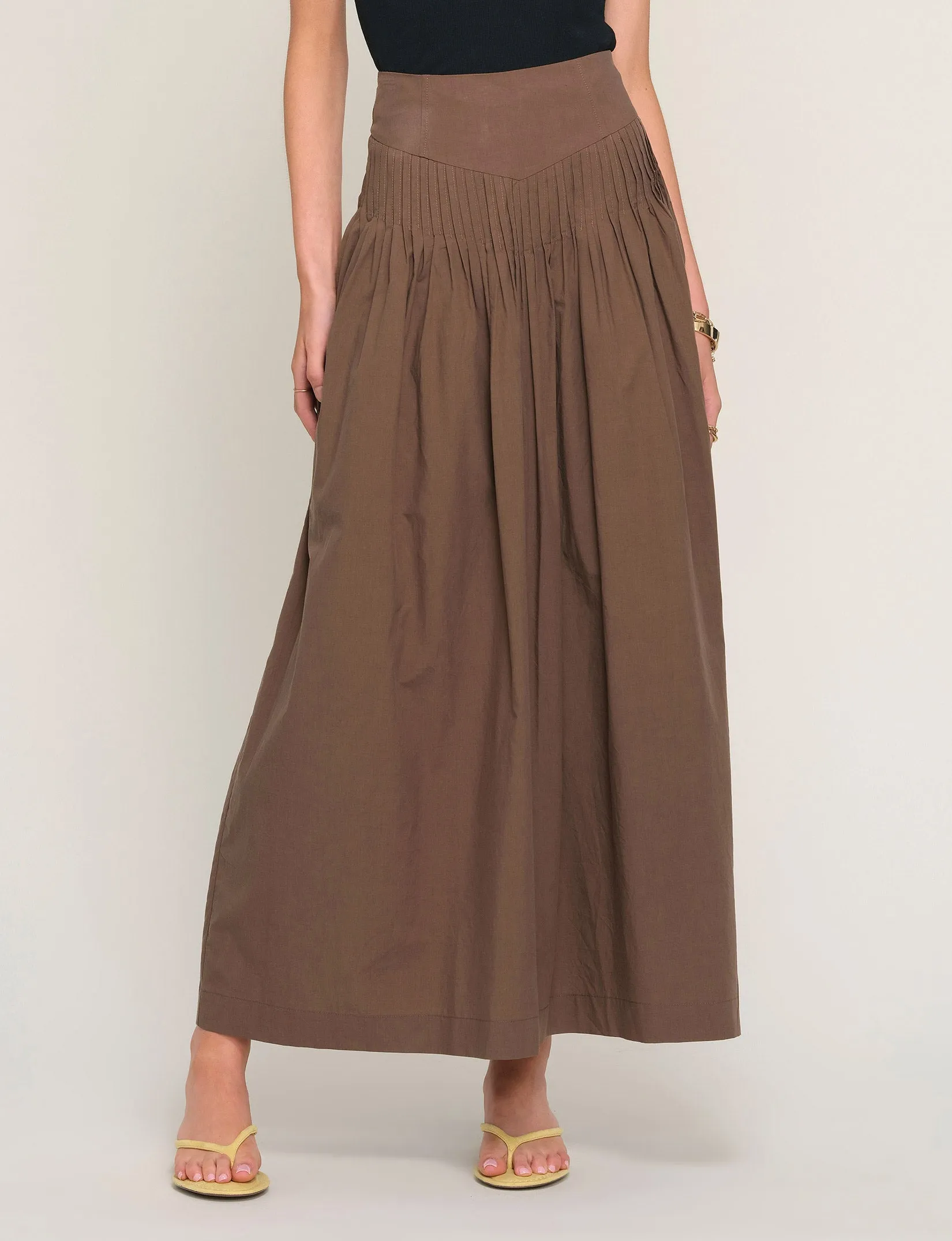 marlowe skirt sold by Heartloom product image thumbnail 2
