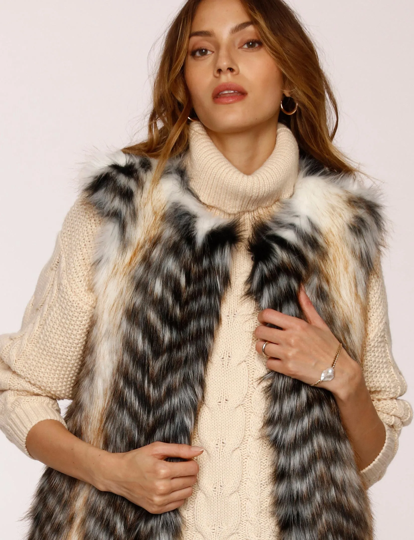 Shanti Vest sold by Heartloom product image thumbnail 3