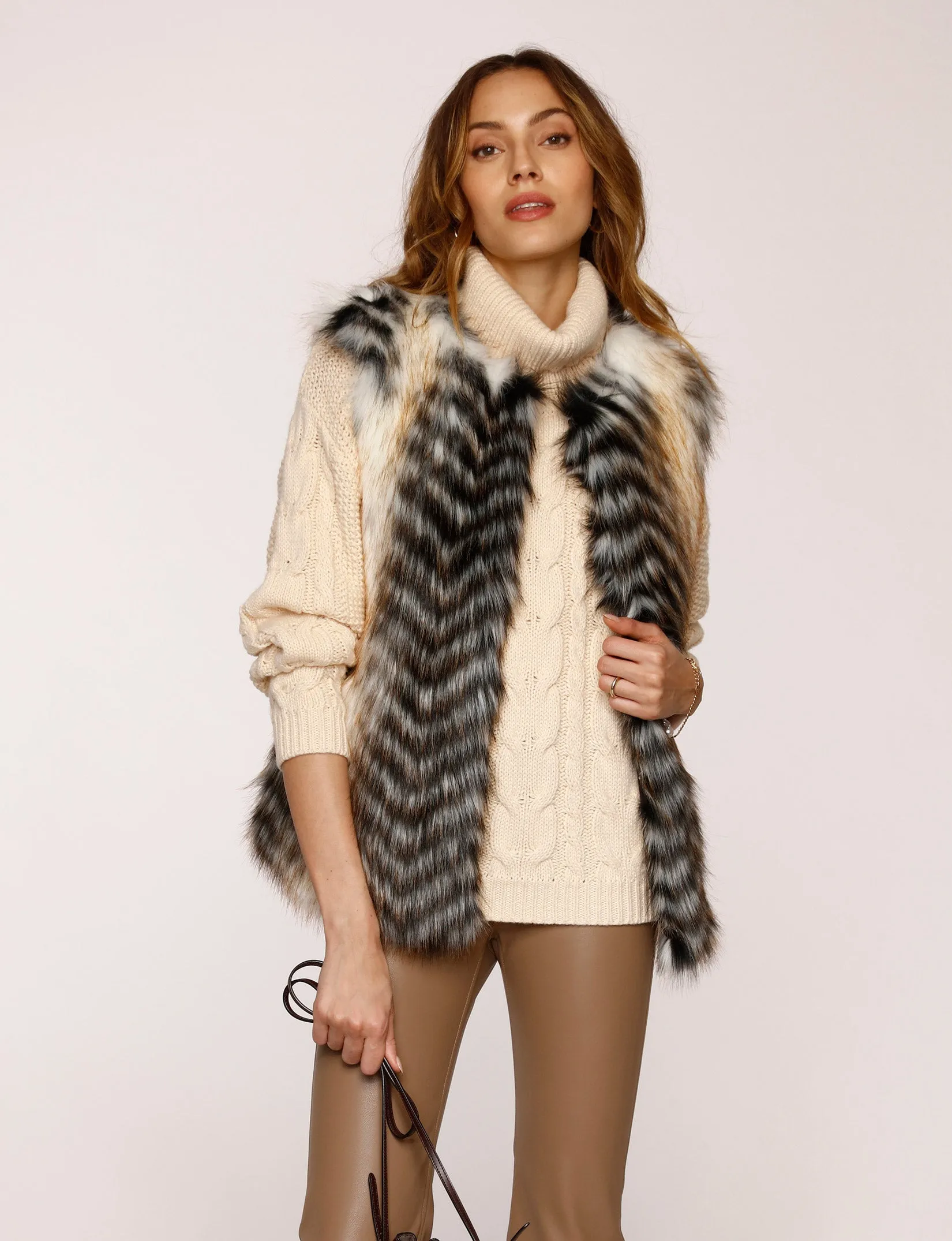 Shanti Vest sold by Heartloom product image thumbnail 2