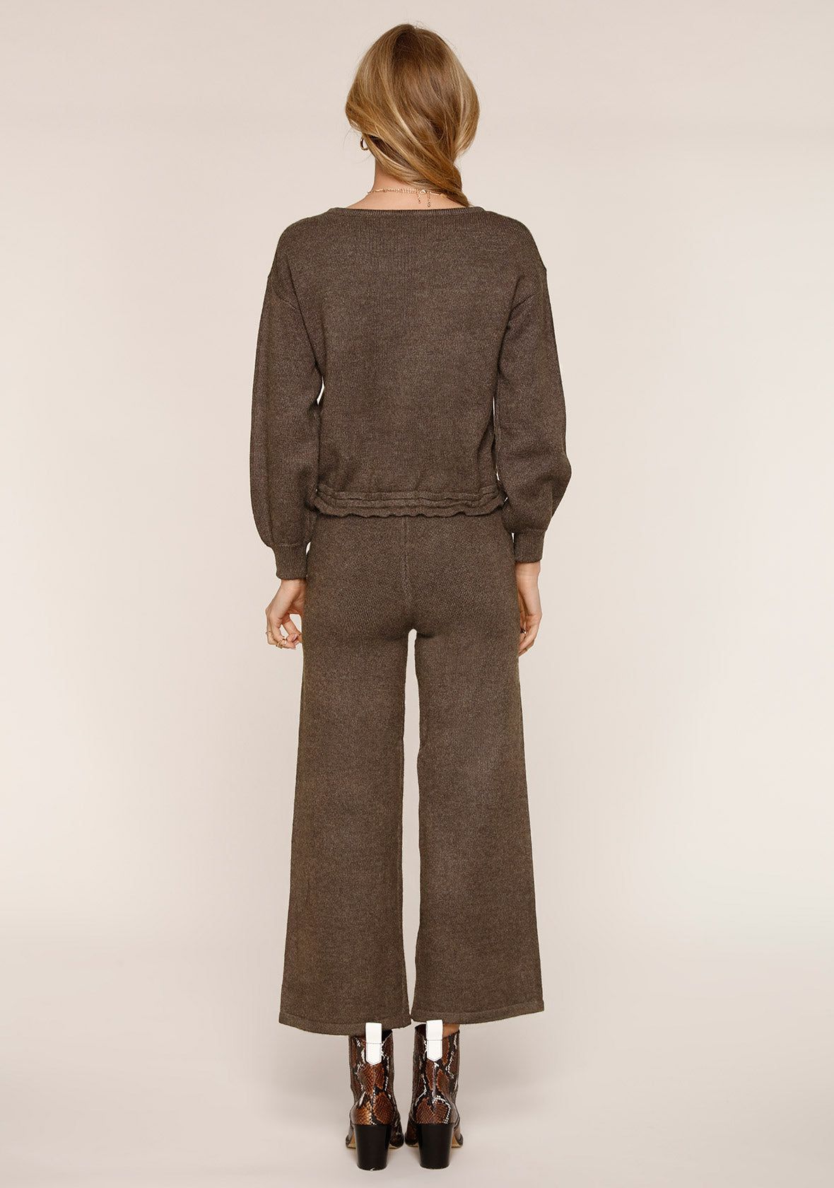 Evie Set sold by Heartloom product image thumbnail 4