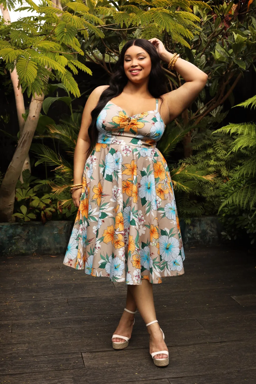 Pattaya Dress sold by Hell Bunny product image thumbnail 4