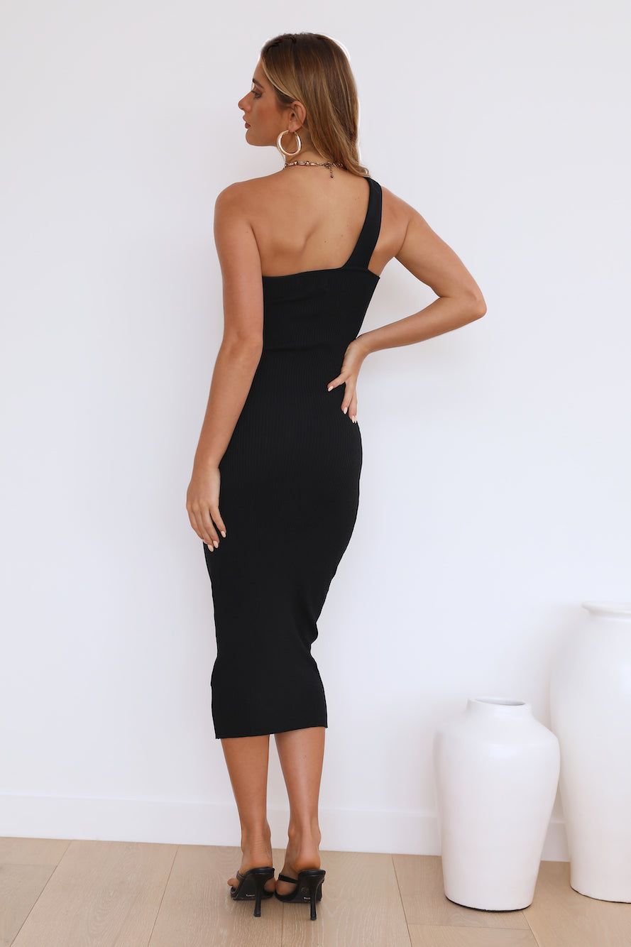 Effortlessly Stylish Midi Dress Black sold by Hello Molly product image thumbnail 4