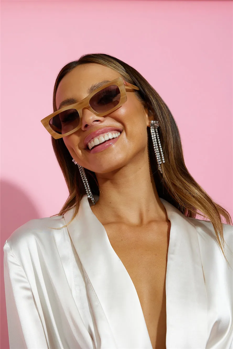 BANBÉ The Crawford Sunglasses Sand Tort-Oat Fade sold by Hello Molly product image thumbnail 2