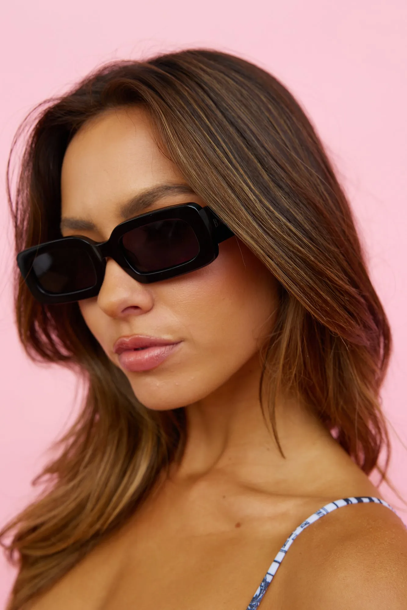 BANBÉ The Seymour Sunglasses Black-Midnight Fade sold by Hello Molly product image thumbnail 2