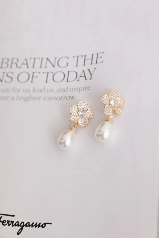 18k Gold Plated Luxury Lover Earrings Gold sold by Hello Molly