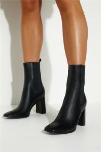 BILLINI Allura Boot Black sold by Hello Molly