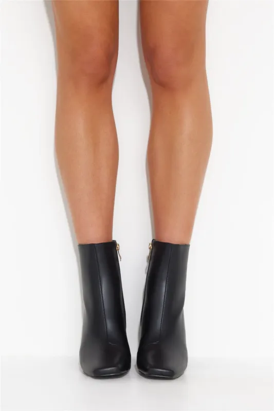BILLINI Chyana Boots Black sold by Hello Molly